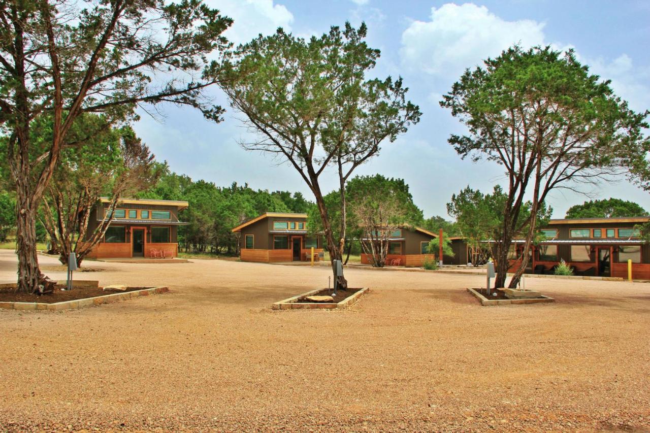 Green Acres Cottages - Fredericksburg Suite Уимбърли Екстериор снимка